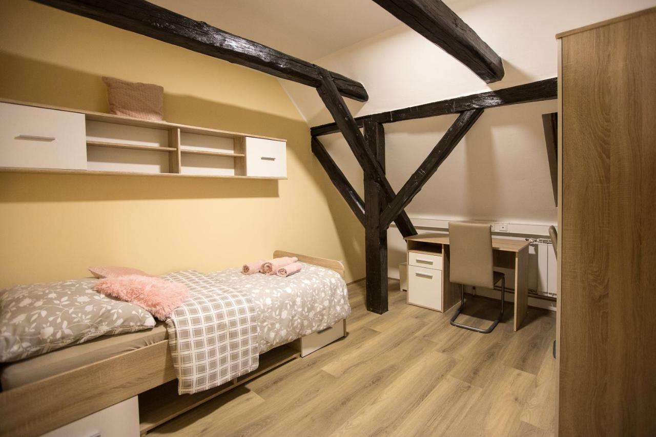 Minidorm Rooms In Heart Of City Center Марибор Экстерьер фото