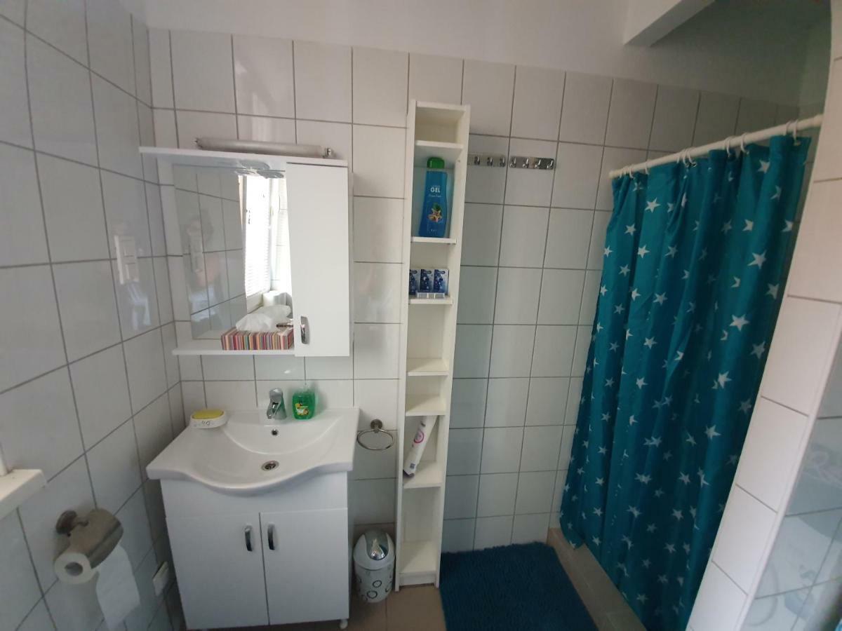 Minidorm Rooms In Heart Of City Center Марибор Экстерьер фото